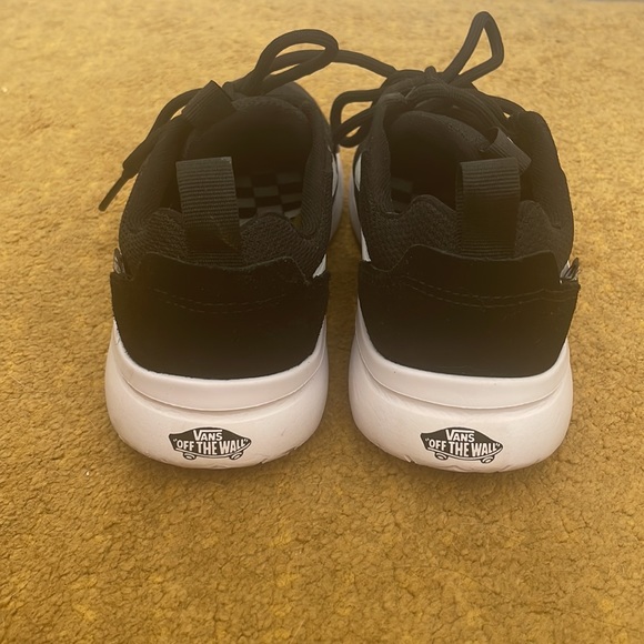 Vans “Ortholite” sneaker - only worn to try on Size 6. - Picture 5 of 5